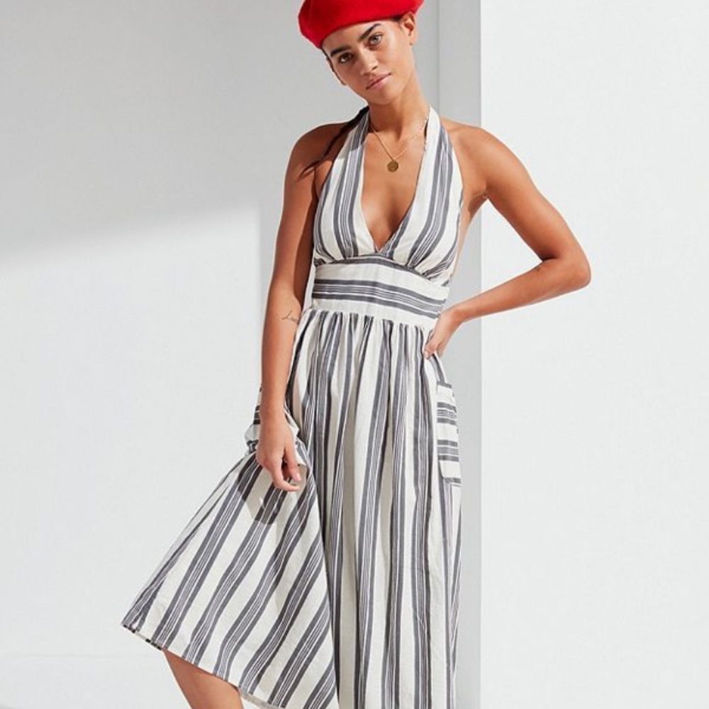 Stripped midi halter dress!